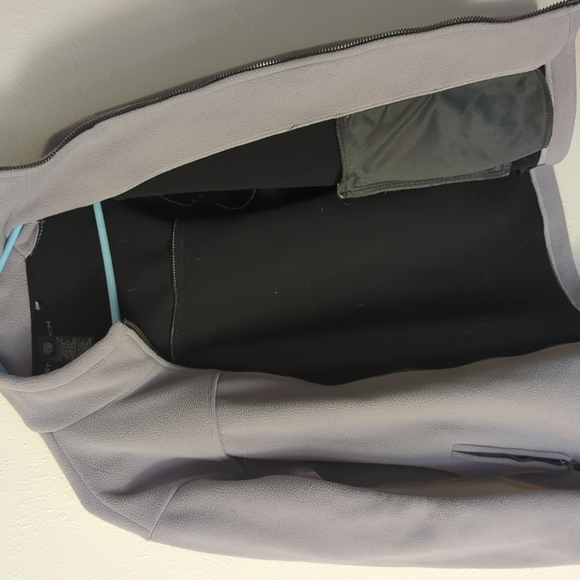 Stormtech Jacket Size Small - Picture 7 of 7